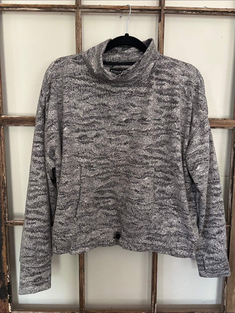Kyoden Outdoor women’s mock neck pullover